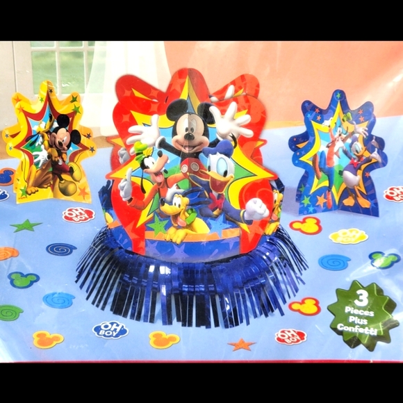 Mickey Mouse Clubhouse Party Table Decorating Kit - Picture 1 of 7